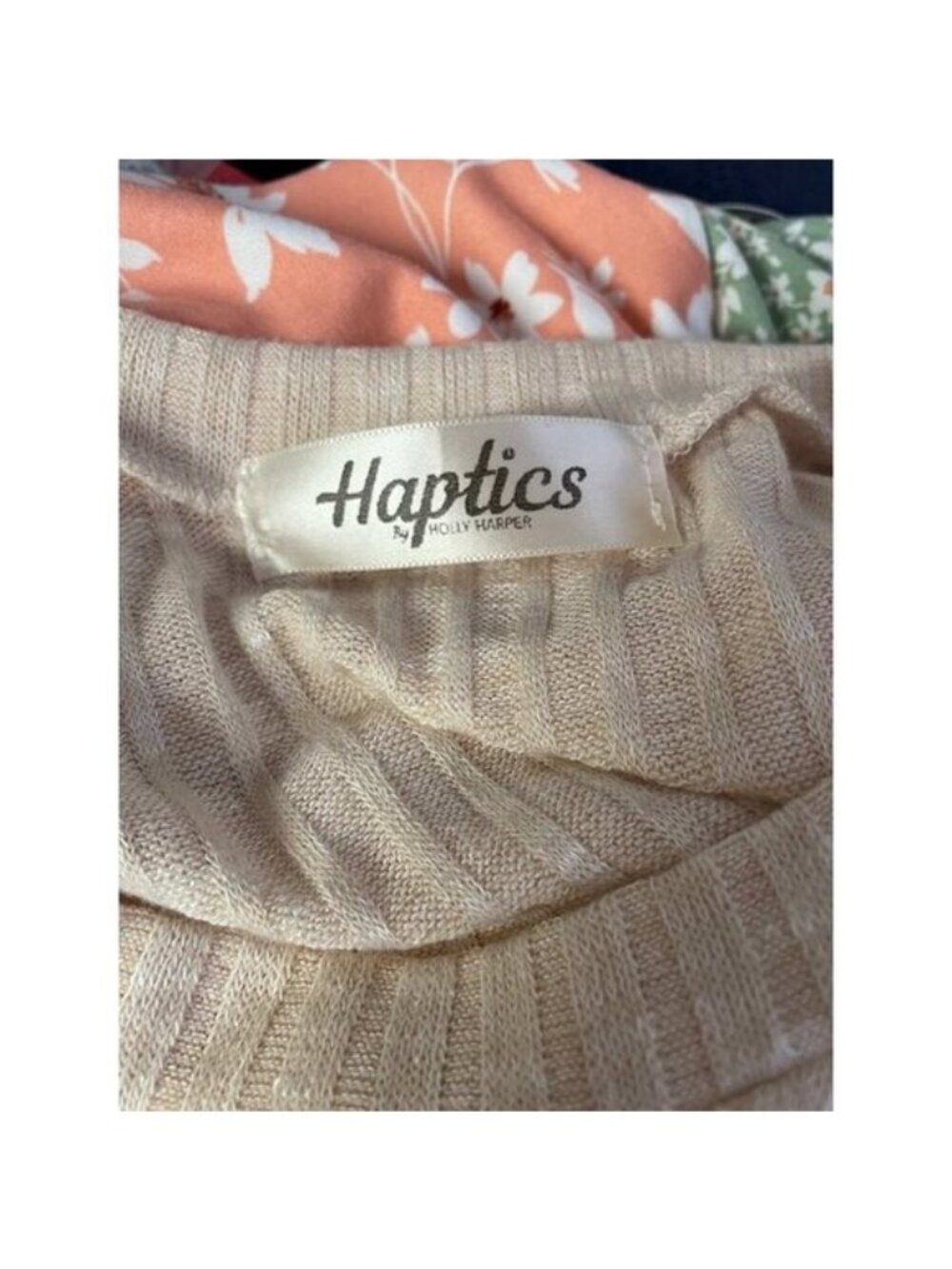 Haptics By Holly Harper Women's Floral Colorblock Top MEDIUM (4446) - Picture 3 of 3